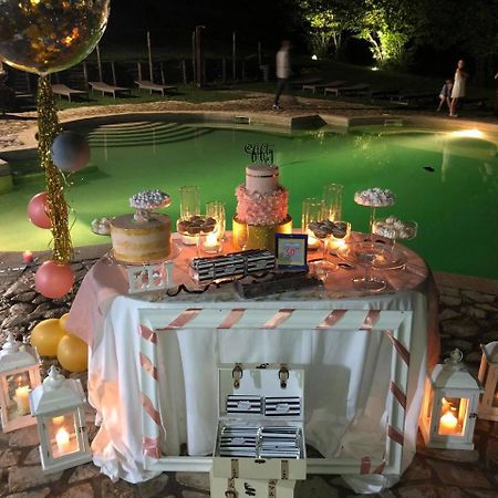 Myriam Country House B&B 메르코글리아노 외부 사진